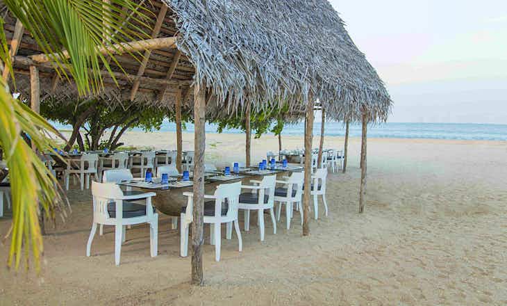 The White Sands Seafood Restaurant Kalkudah