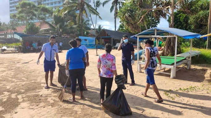 https://thema-collection.imgix.net/sites/16/2023/12/beach-cleanups-1.jpg