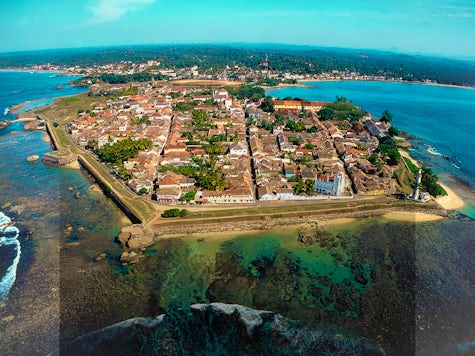 Discover the Dutch Fort in Galle with an Experienced Host