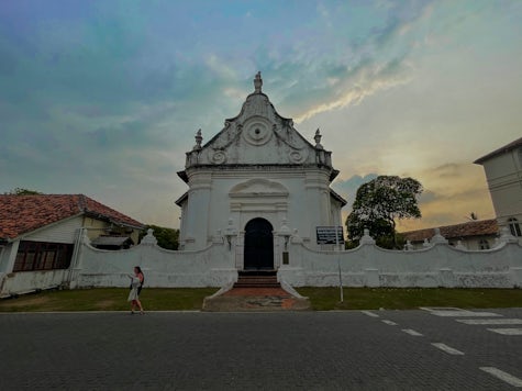 Self Discover the Dutch Fort in Galle