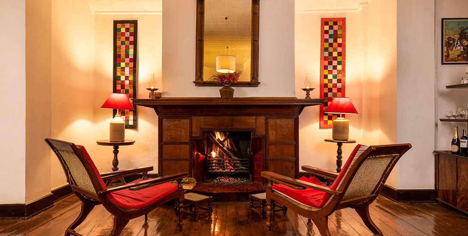 Fireplace and lounge at Scottish Planter